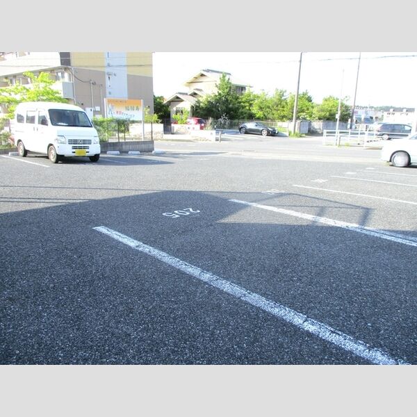 駐車場 (駐車場)