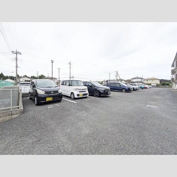 駐車場 (駐車場)