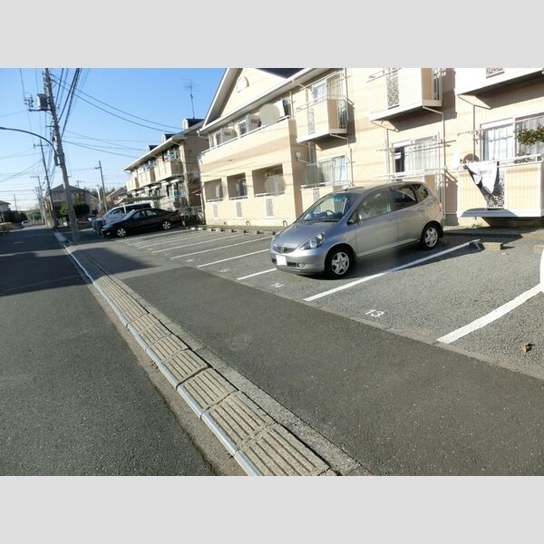 駐車場 (駐車場)