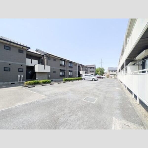 駐車場 (駐車場)