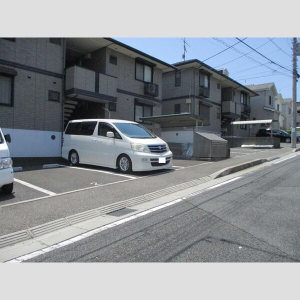 駐車場 (駐車場)