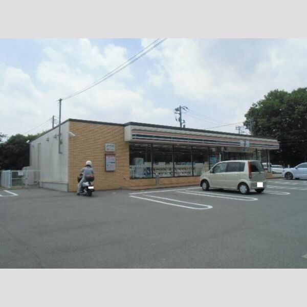 現地周辺 (セブンイレブン千葉小倉東店(717m))