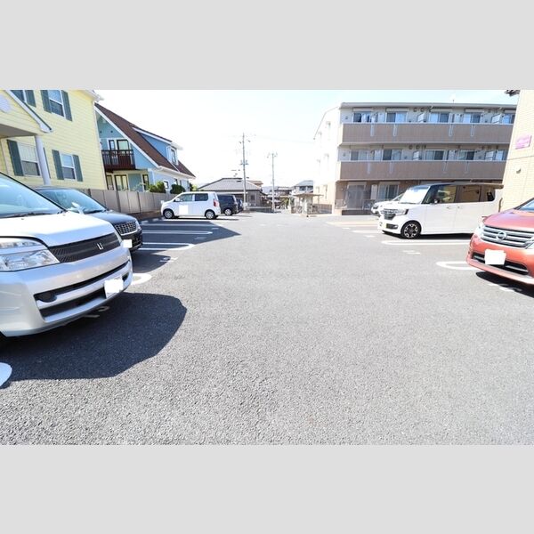 駐車場 (駐車場)