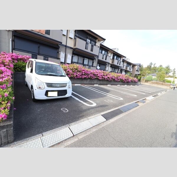 駐車場 (駐車場)