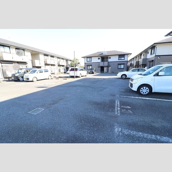 駐車場 (駐車場)