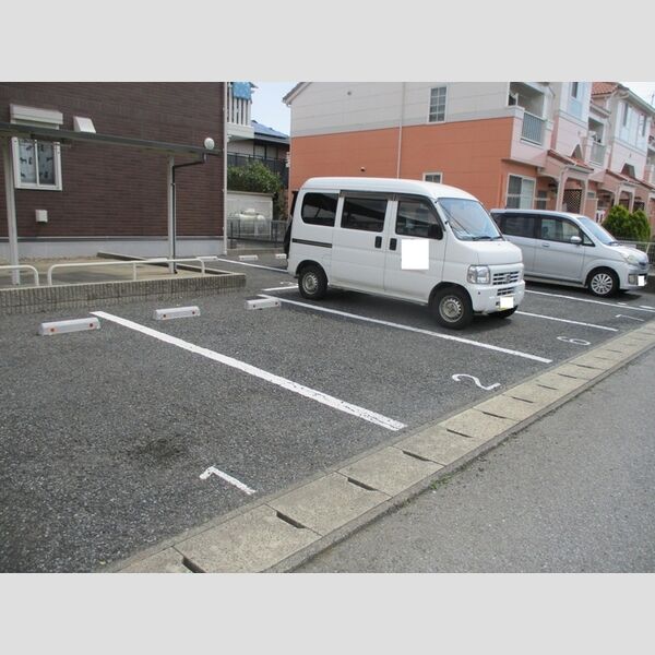 駐車場 (駐車場)