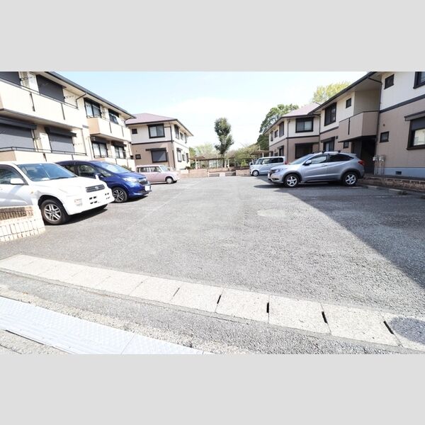 駐車場 (駐車場)