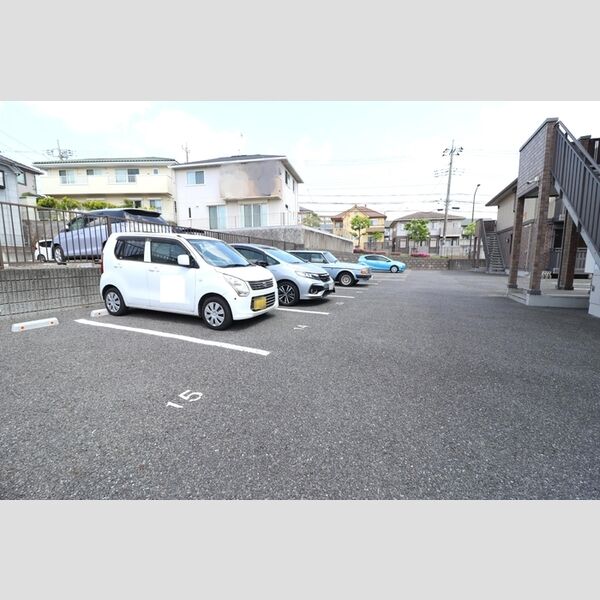 駐車場 (駐車場)