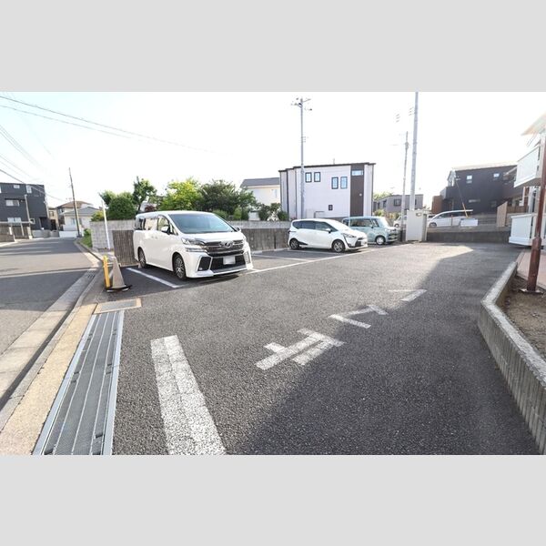 駐車場 (駐車場)