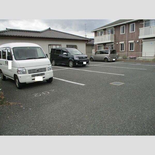 駐車場 (駐車場)