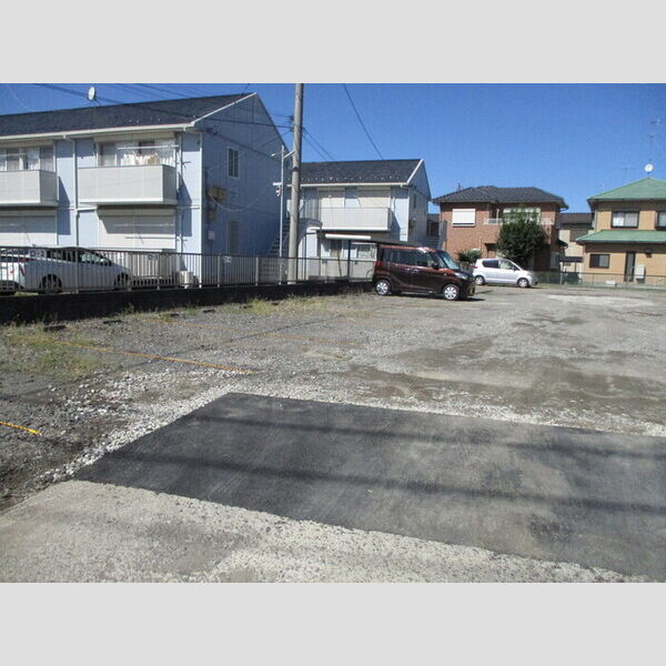 駐車場 (駐車場)