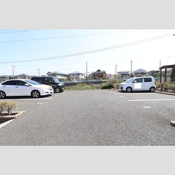 駐車場 (駐車場)