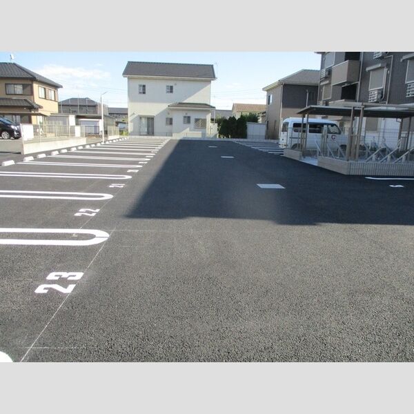 駐車場 (駐車場)