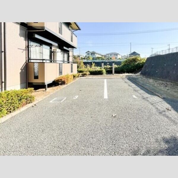 駐車場 (駐車場)