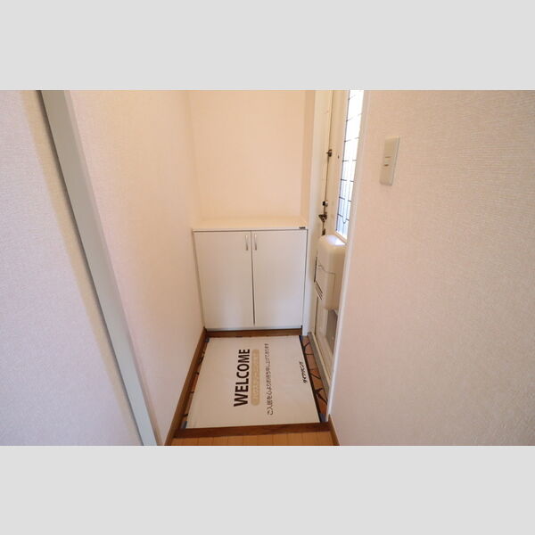 玄関 (玄関)
