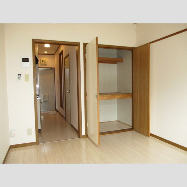 居室・リビング (洋室)