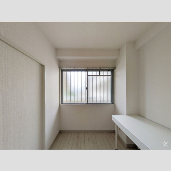 その他 (洋室)