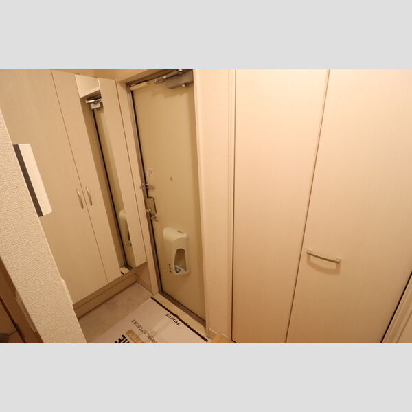 玄関 (玄関)