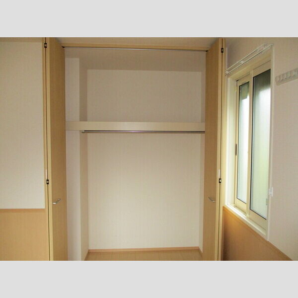 収納 (クローゼット)