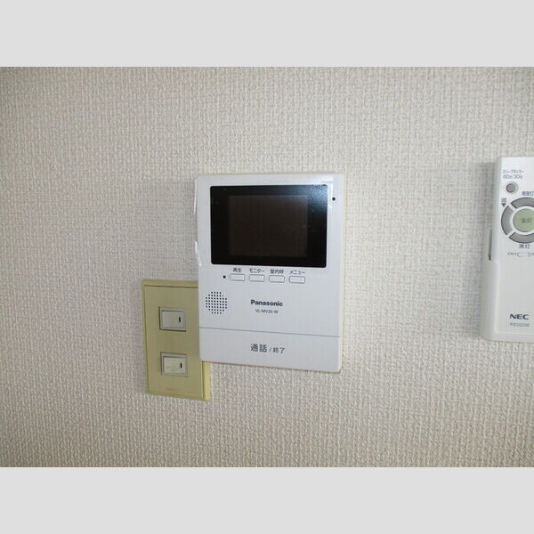 その他設備 (TVインターホン)
