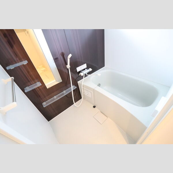 バス (浴室)