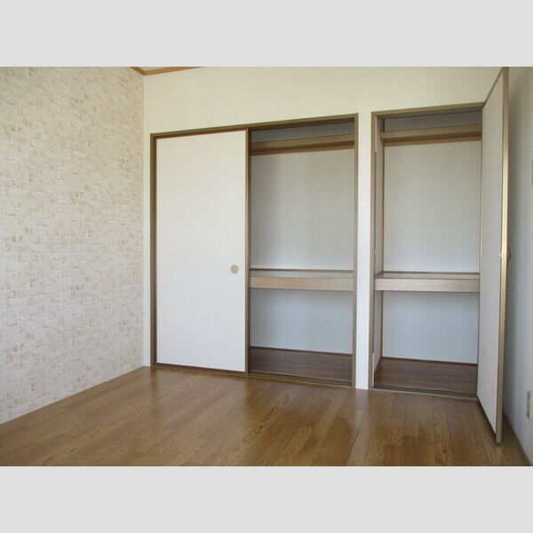 その他 (洋室)