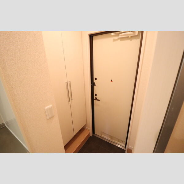 玄関 (玄関)