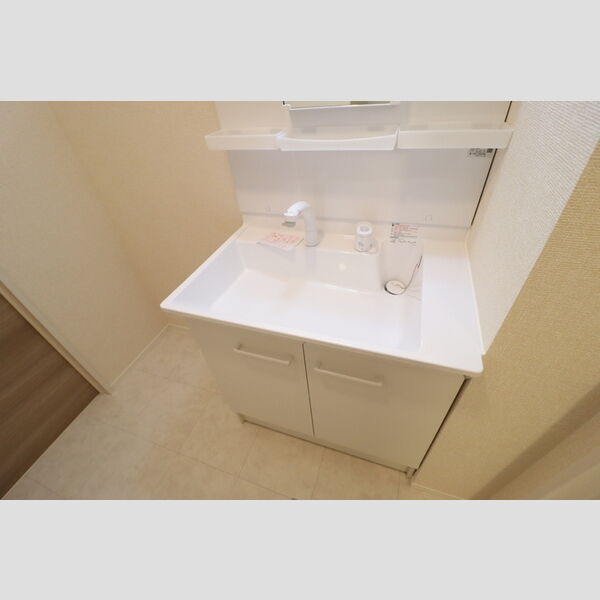 洗面所 (洗髪洗面化粧台)