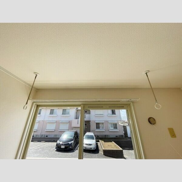 その他 (室内物干し)