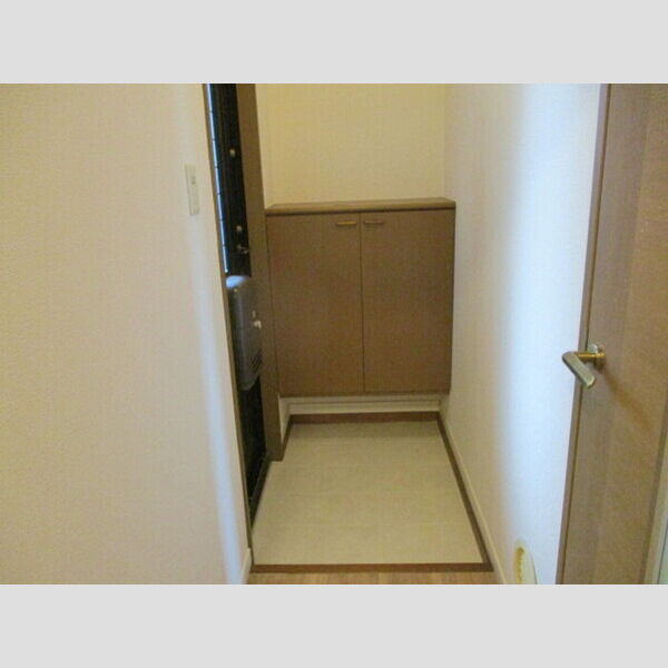 玄関 (玄関)