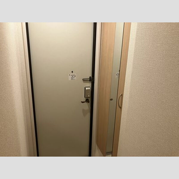玄関 (玄関)