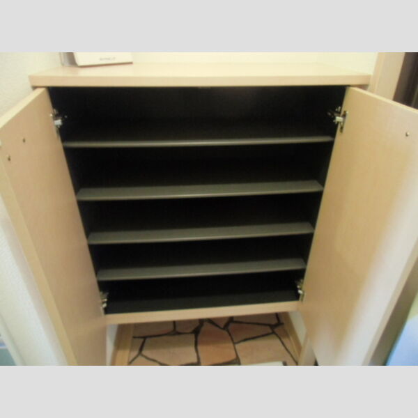 玄関 (202(シューズボックス))