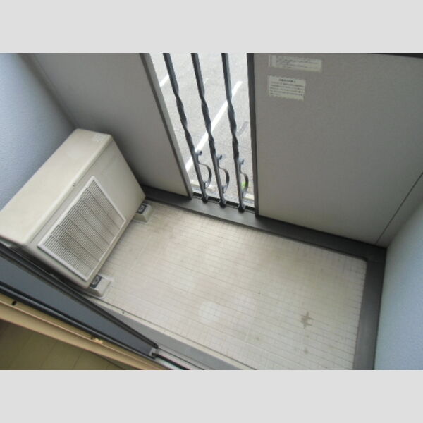 バルコニー・ベランダ (202(バルコニー))