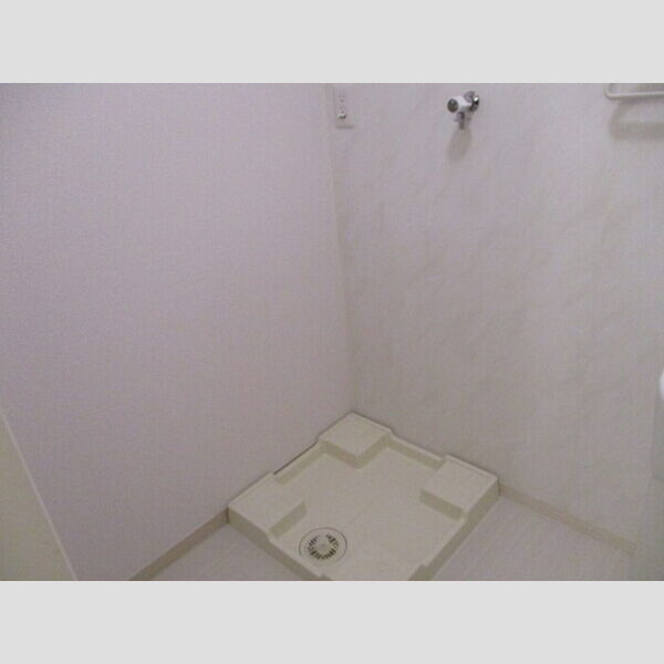 その他設備 (室内洗濯機置場)