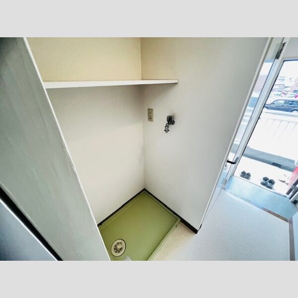 その他 (室内洗濯機置場)