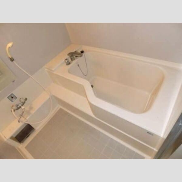 バス (203(浴室))