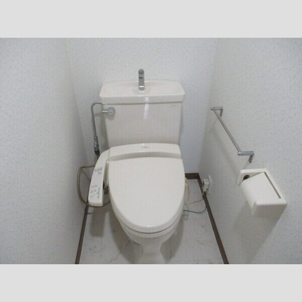 トイレ (温水洗浄暖房便座)