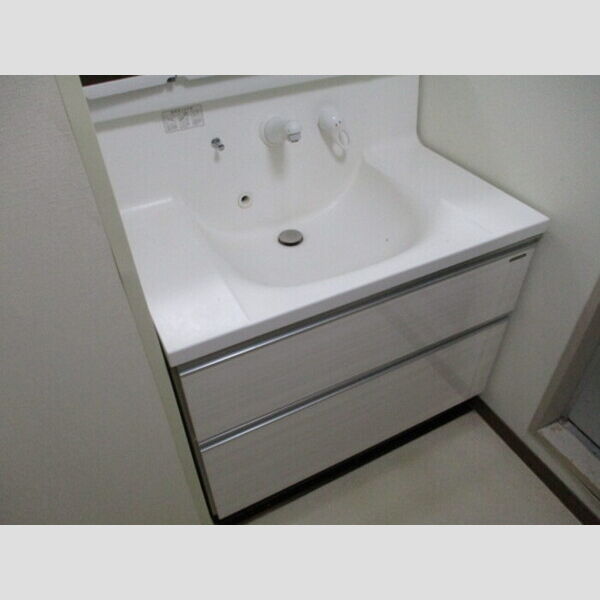 洗面所 (洗髪洗面化粧台)