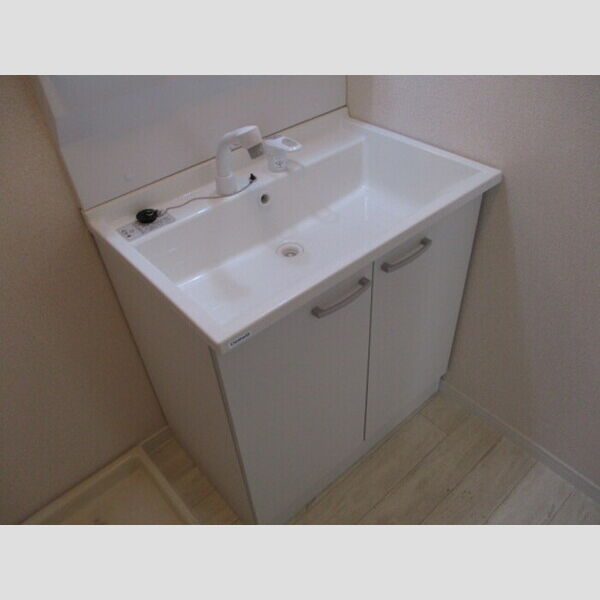 洗面所 (洗髪洗面化粧台)