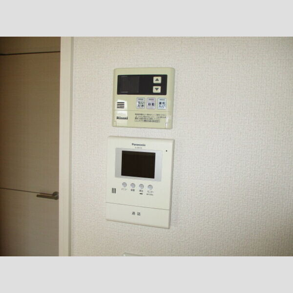 その他設備 (Ⅱ201(モニター付インターホン、給湯器リモコン))