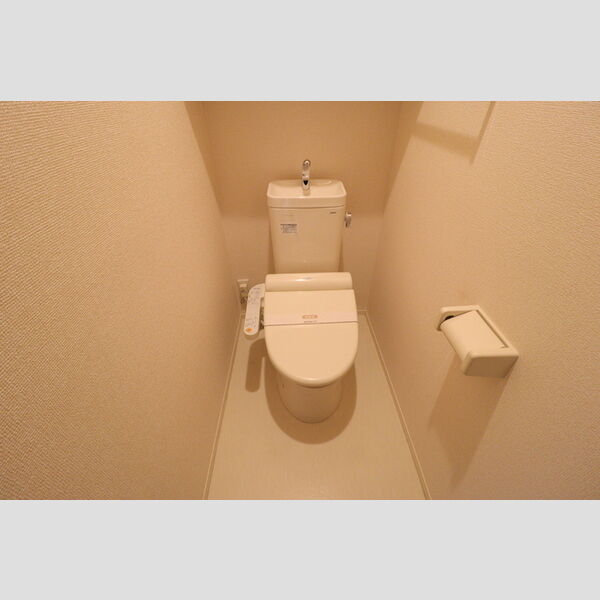 トイレ (温水洗浄暖房便座)