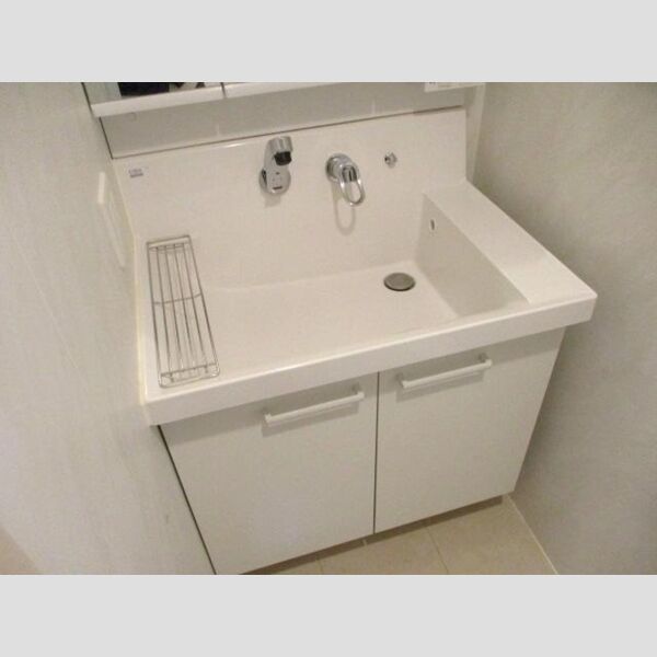 洗面所 (洗髪洗面化粧台)