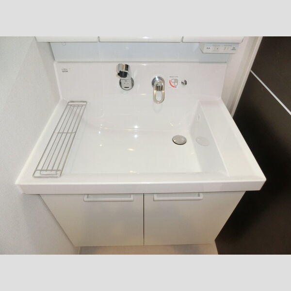 洗面所 (洗髪洗面化粧台)