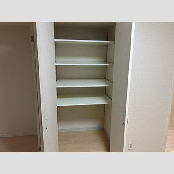 収納 (LDK 収納)