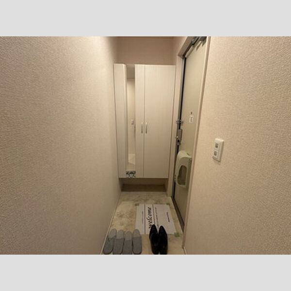 玄関 (玄関)