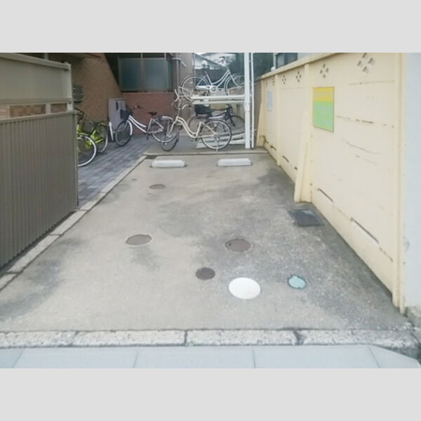 駐車場 (駐車場)