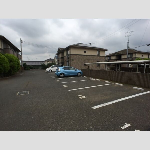 駐車場 (駐車場)