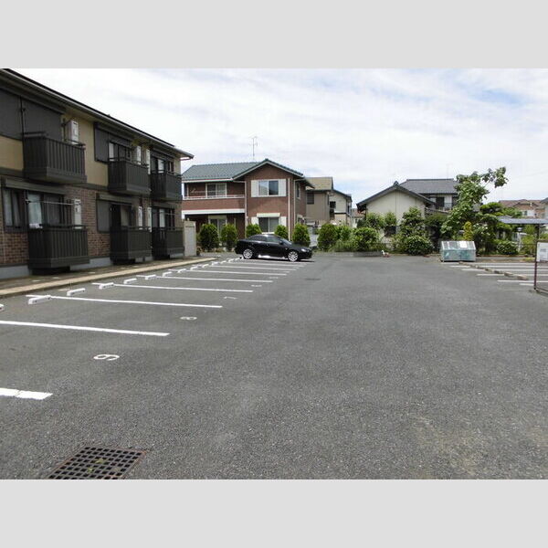 駐車場 (駐車場)