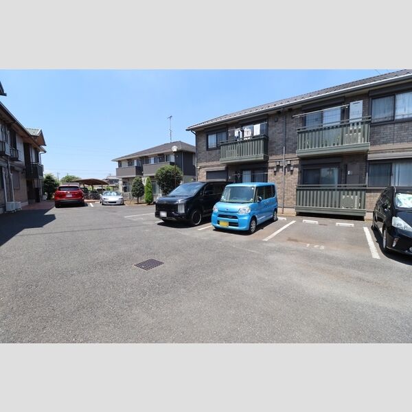 駐車場 (駐車場)