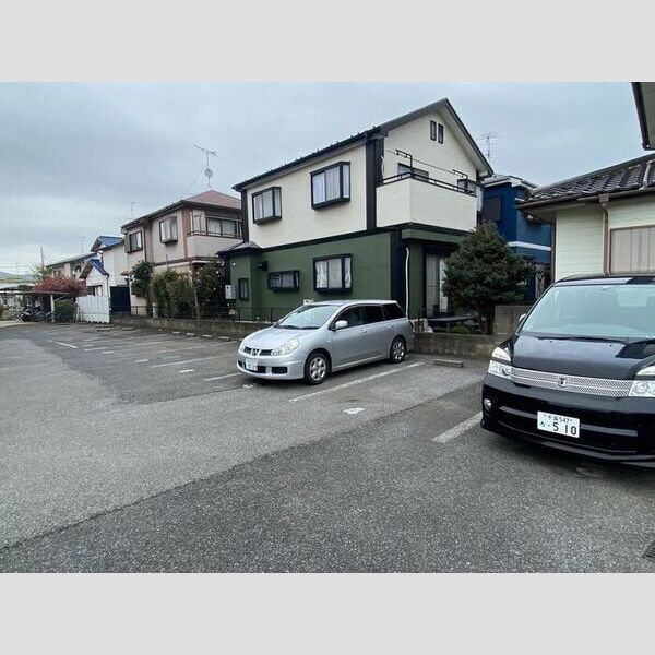 駐車場 (駐車場)